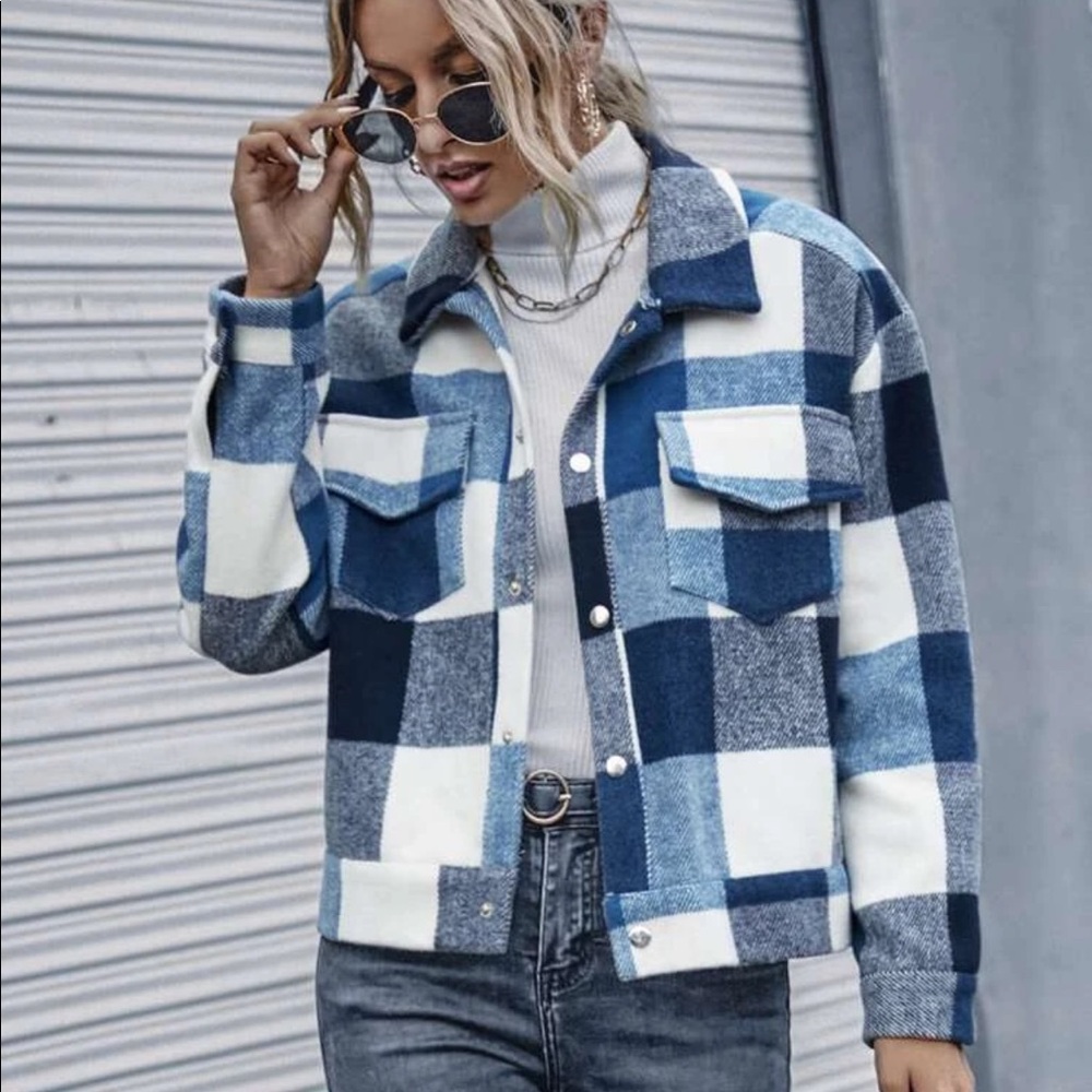 Plaid Coat Blue White - Picture 3 of 7